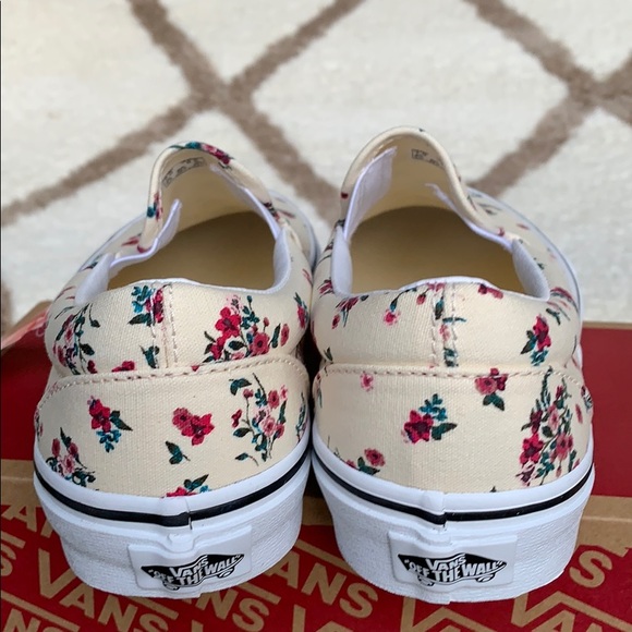 VANS CLASSIC SLIP ON DITSY FLORAL Clwhttrwht WMNS - Picture 10 of 16